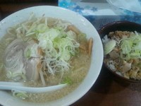 「醤油ラーメン+チャーシュー丼（ランチセット）」@ぼすやの写真