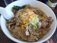 「肉味噌ラーメン（大盛り）」@ラーメン大学 島内店の写真