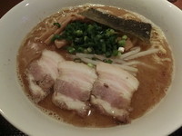 「中華そば（750円）」@中華そば おかべの写真