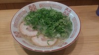 「ネギラーメン￥750＋替玉￥150」@博多ラーメンセンターの写真