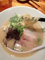 「白丸（750円）」@博多一風堂 池袋店の写真