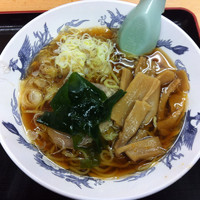 「ラーメン　（タイムサービス、300円）」@梅もと 溝の口店の写真