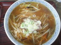 「もやしラーメン 720円」@まるみ食堂の写真