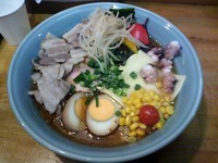 「豚蛸足ラーメン大盛(800円)」@肥後っ子 大石家の写真