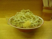 「ラーメン（チャーシュー２枚入）」@ラーメン二郎 環七新代田店の写真