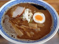 「煮干とんこつ醤油ラーメン（６００円）」@らーめん大吉の写真