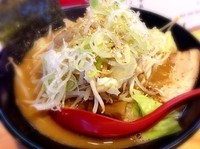 「味噌仕立て中華そば＋野菜増」@中華そば 響の写真