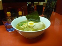「豚骨醤油ラーメン」@五衛門ラーメンの写真