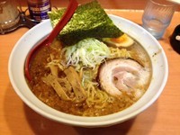 「こってり醤油らーめん大盛り　750円」@屋台らーめん 山崎店の写真