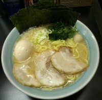 「631ラーメン+大盛+ライス」@壱七家 厚木店の写真