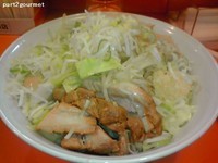「油そば醤油(きざみ豚・温玉)＋節券 (830円)」@ちばからの写真