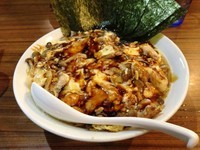 「【10月限定】おむそば和え麺（中）＋のり、850円＋100円」@中華そば 伝堂の写真