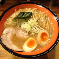 「背脂濃厚みそ味玉らーめん(普通)」@らーめん 福たけ 桜木本店の写真