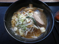 「札幌熟成味噌ラーメン（５８０円）」@北海道チューボー 八重洲店の写真