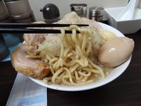 「塩らーめん700円、豚増し150円、味玉100円」@らーめん虎丸の写真