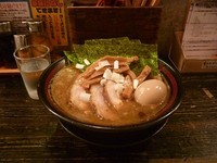 「煮干王ラーメン」@すごい煮干ラーメン凪 西新宿7丁目店の写真