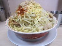 「ドカ盛豚ラーメン 880円（ヤサイニンニクアブラトウガラシ）」@ラーメン二郎 高田馬場店の写真