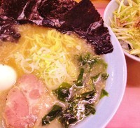 「ラーメン550円玉子50円海苔50円ネギ丼200円」@ラーメン かいざんの写真