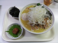 「しおらーめん（普通・細麺）＋ぜんぶのせ」@塩ラーメン・つけめんのお店 はないちの写真