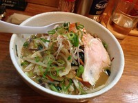 「鶏ミソらーめん（限定）＋本日の気まぐれ丼」@麺や 福一の写真