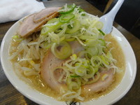「野菜、メンマ増し、みそらーめん麺少なめ650円、ＨＰクーポン」@こってりらーめん 誉の写真