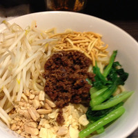 「汁なしタンタン麺大盛」@自家製麺 ほうきぼし 志茂店の写真