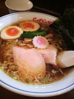 「さんま香油入り中華そば＋味玉」@二代目 にゃがにゃが亭の写真