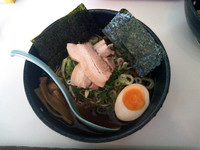 「限定　冷やしらーめん+セットチャーハン」@熱血らーめん 遊びじゃネェんだよ!の写真