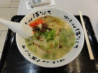 「博多ラーメン690円　麺固め」@博多ラーメン ばりこて ラゾーナ川崎店の写真