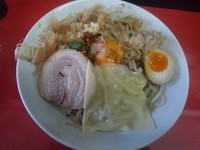 「汁なし(並・ヤサイ、ニンニク、辛み)＋スライスチーズ」@びんびん豚の写真