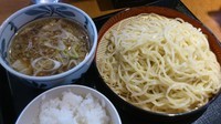 「肉つけ麺680円（小ライス+大盛り　無料）」@伝丸 宮前平店の写真