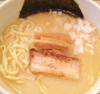 「あっさりホタテ塩らーめん 700円」@ORAGA NOODLESの写真