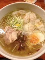 「淡麗中華ワンタン麺」@麺処 芳たけの写真