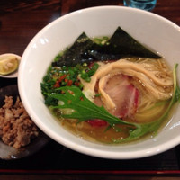 「秋味カムイチェップ＋鮭豚そぼろ」@麺や 蒼 AOIの写真