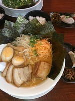 「全部のせみそラーメン」@らーめん じゃん腹の写真