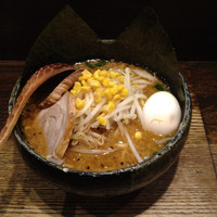 「特みそこってりらーめん 900円」@らーめんダイニング ど・みそ 京橋本店の写真