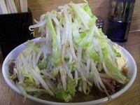 「ラーメン豚入り ￥800　ヤサイ ニンニク」@ラーメン二郎 栃木街道店の写真