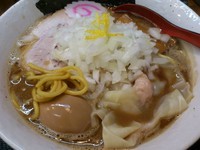 「【2012.11.10・12 限定】　ゴッツ煮干しワンタン麺」@味噌麺処 花道庵の写真