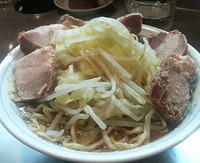 「小ラーメン＋チャーシュー」@らーめん大 蒲田店の写真