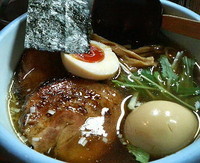 「醤油らーめん＋炙りチャーシュー＋味玉」@AFURI 恵比寿の写真