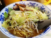 「カレーラーメン￥700」@ジャパンラーメン高嶋の写真