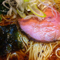 「芳醇清湯醤油ラーメン+大盛り+チャーシュー丼」@麺処 夏海の写真