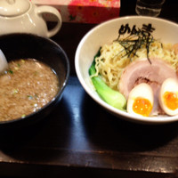 「醤油つけ麺 中」@屋台とんこつらーめん めん吉 柏駅店の写真