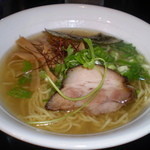 「薩摩軍鶏ラーメン塩」@麺家 うえだの写真