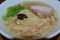 「塩ラーメン大盛り　650円（クーポンで大盛りサービス）」@ROOSTERの写真