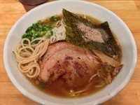 「煮干薫らぁめん700円」@麺屋 花菱の写真