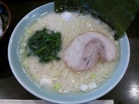 「らーめん　並（塩）」@横浜家系ラーメン じゃん家の写真