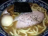 「らーめん＆味玉」@兎に角 松戸店の写真