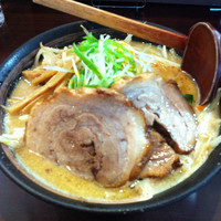 「信州白味噌 炙りチャーシュー1枚」@熟成蔵出し味噌 麺処 たちばなの写真