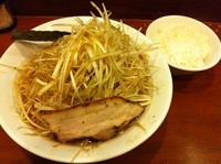 「鶏ネギ味噌ラーメン 880 + ご飯小 120」@七麺鳥の写真